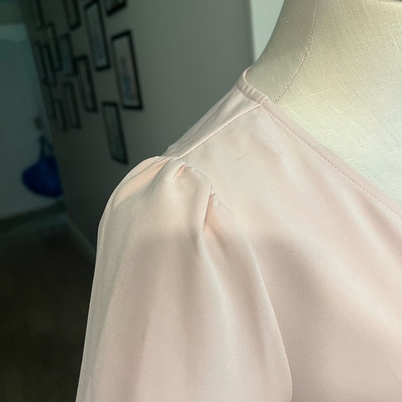 CECE blush fitted ruched in the middle blouse with oversized long sleeves - Picture 8 of 14